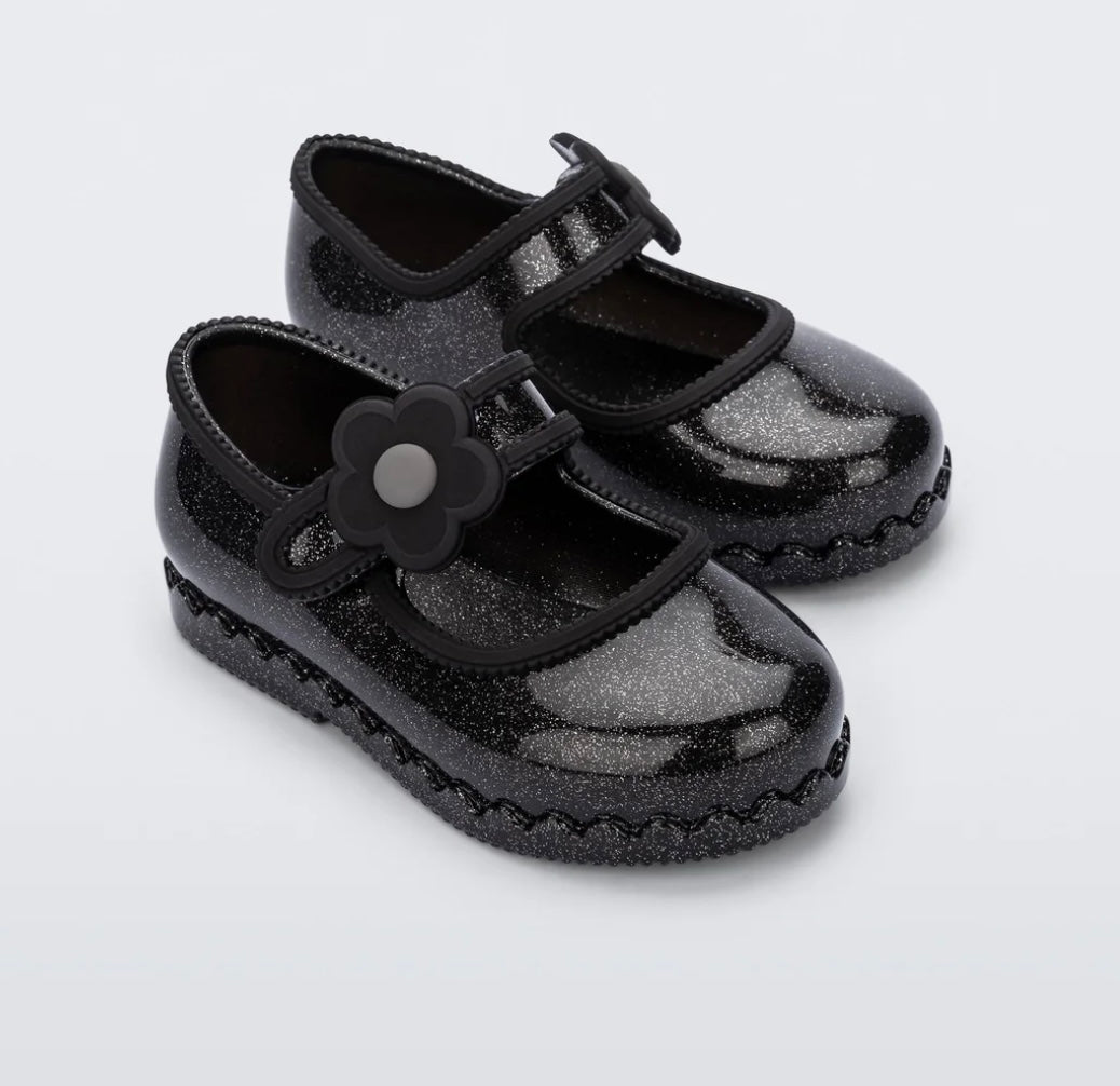 Hip Ballerina Flats